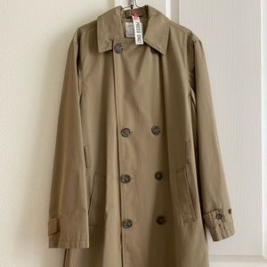 Urban Outfitters Men’s trench coat (includes belt)